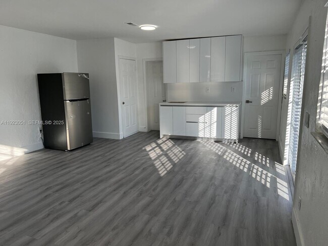 Building Photo - 19122 NW 36th Ave