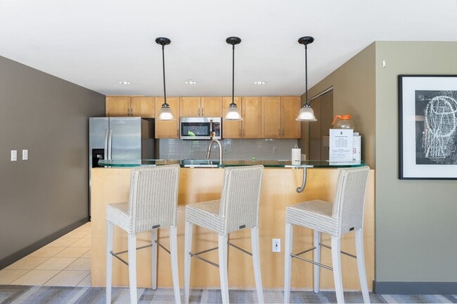 Building Photo - 2929 1st Ave