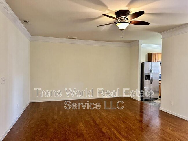 Building Photo - 9821 Alger Trce