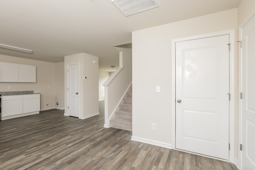 Building Photo - 1461 Centipede Dr