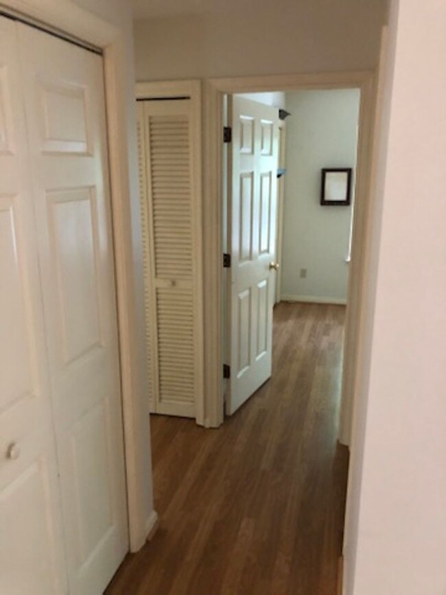 Building Photo - Great 3BR/2BA Townhouse in Mill Creek