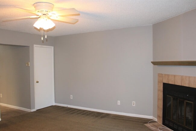 Building Photo - 791 Assisi Ln