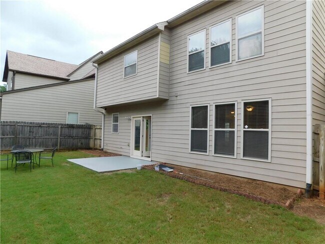 Building Photo - 540 E Fork Shady Dr NW