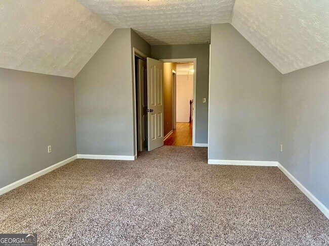 Building Photo - 4650 Kousa Ln