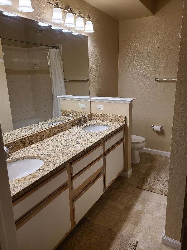 Building Photo - 7462 S Quail Cir