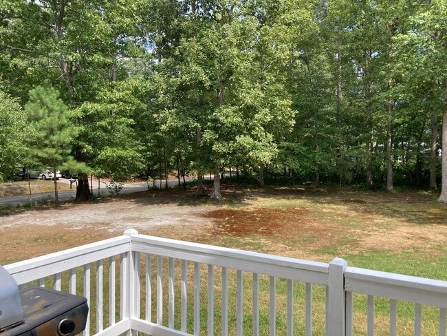Building Photo - 5901 Tuskwillow Dr