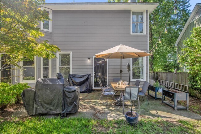 Building Photo - 608 Georgetown Cir