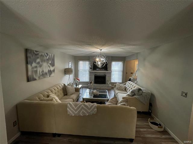 Building Photo - 13302 Streamwood Dr