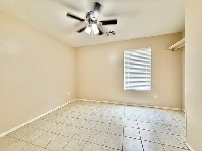 Building Photo - Fabulous 3-Bedroom home For Rent!!
