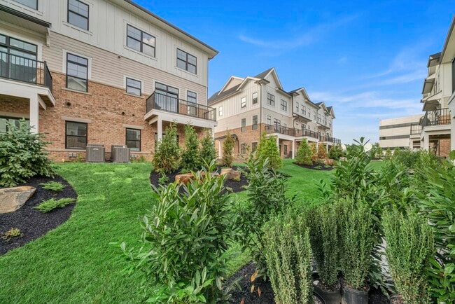 Building Photo - 9 SCENIC TERRACE