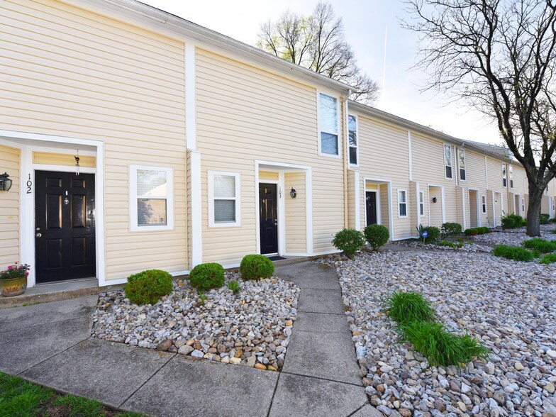 Heatherstone 6408 Six Mile Ln Louisville KY 40218 Apartment Finder