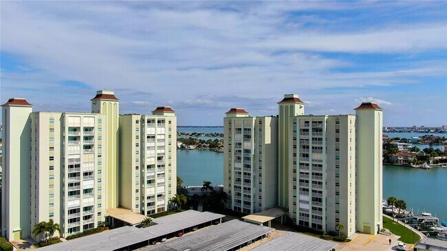 Primary Photo - 420 64th Ave