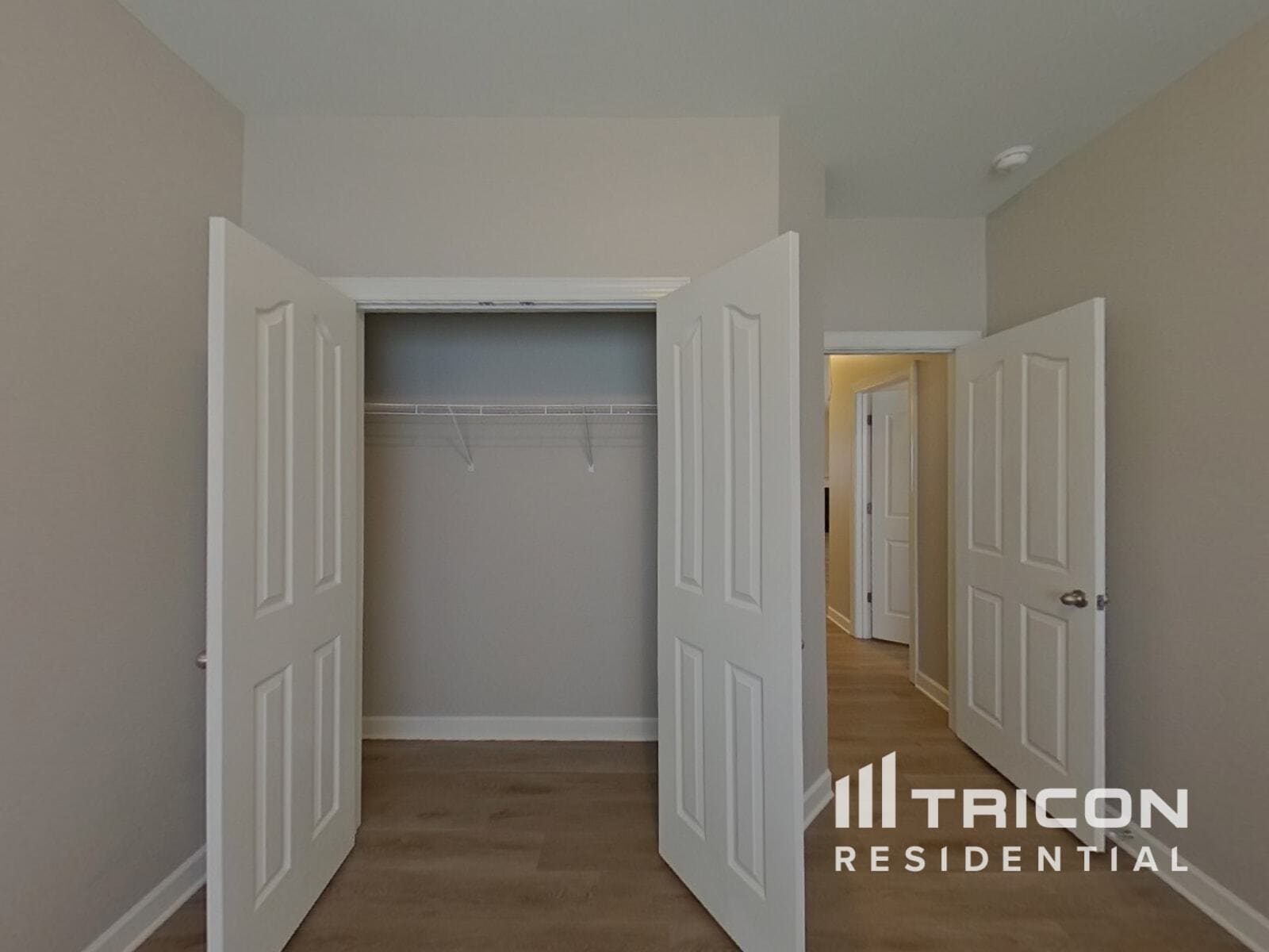 Building Photo - 559 Clearwater Dr