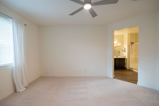 Building Photo - *POOL* Beautiful Gilbert Home Nestled at the Base of the San Tan Mountains