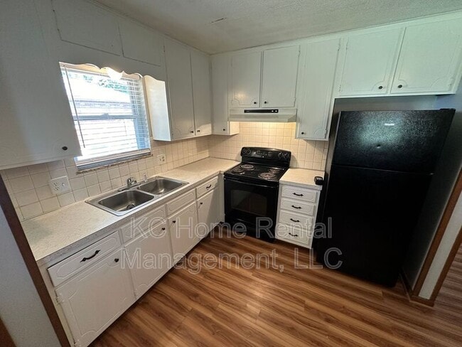 Building Photo - 1209 SW Westminister Rd