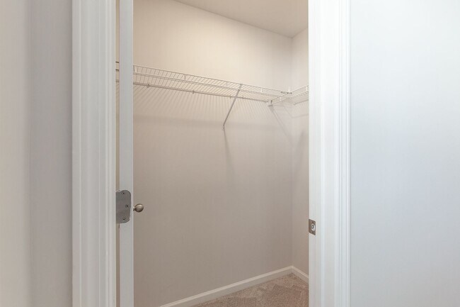 Building Photo - Newly Constructed 3bd/3.5ba w/ Gym, Min From Airport and Downtown Hapeville!