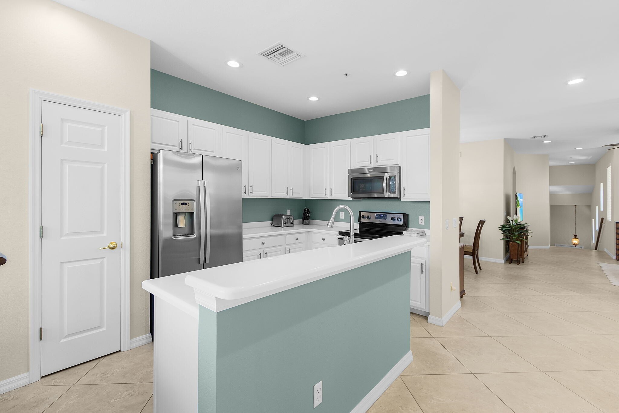 Building Photo - 9651 Spanish Moss Way