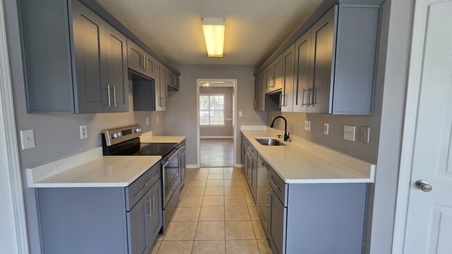 Building Photo - 1471 Wolf Ridge Dr