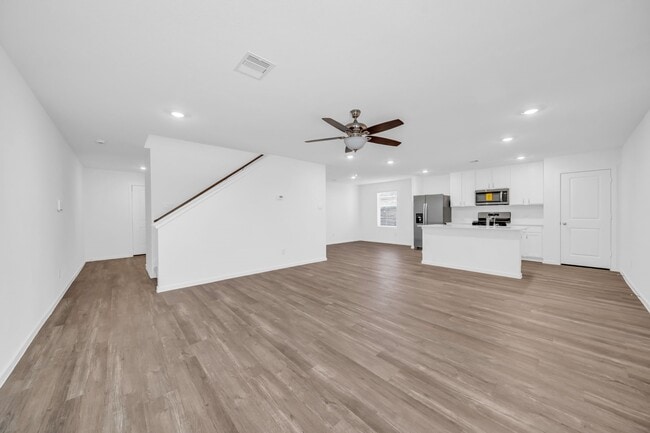 Building Photo - 21333 FM 1488 Rd