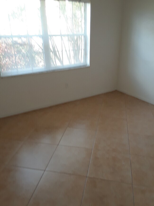 Building Photo - 9636 Tavernier Dr