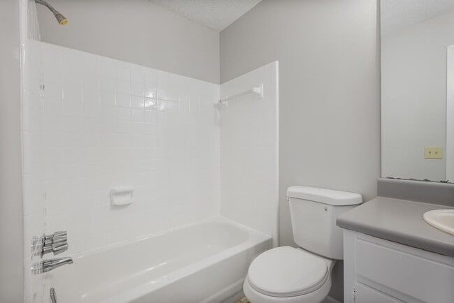 Building Photo - West Georgia Town Home for Rent