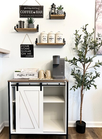 Building Photo - 7109 Lambeth Farm Ln