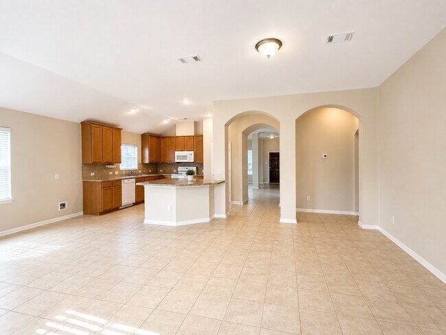 Building Photo - 3011 Sunchase Ct