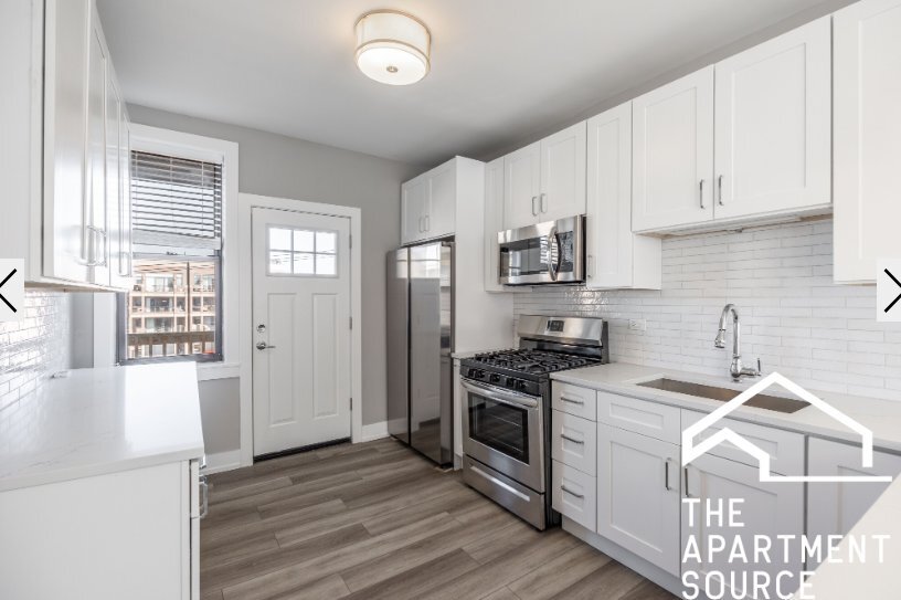 Building Photo - 3943 N Janssen Ave