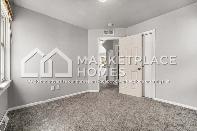 Building Photo - 5993 John Daly St