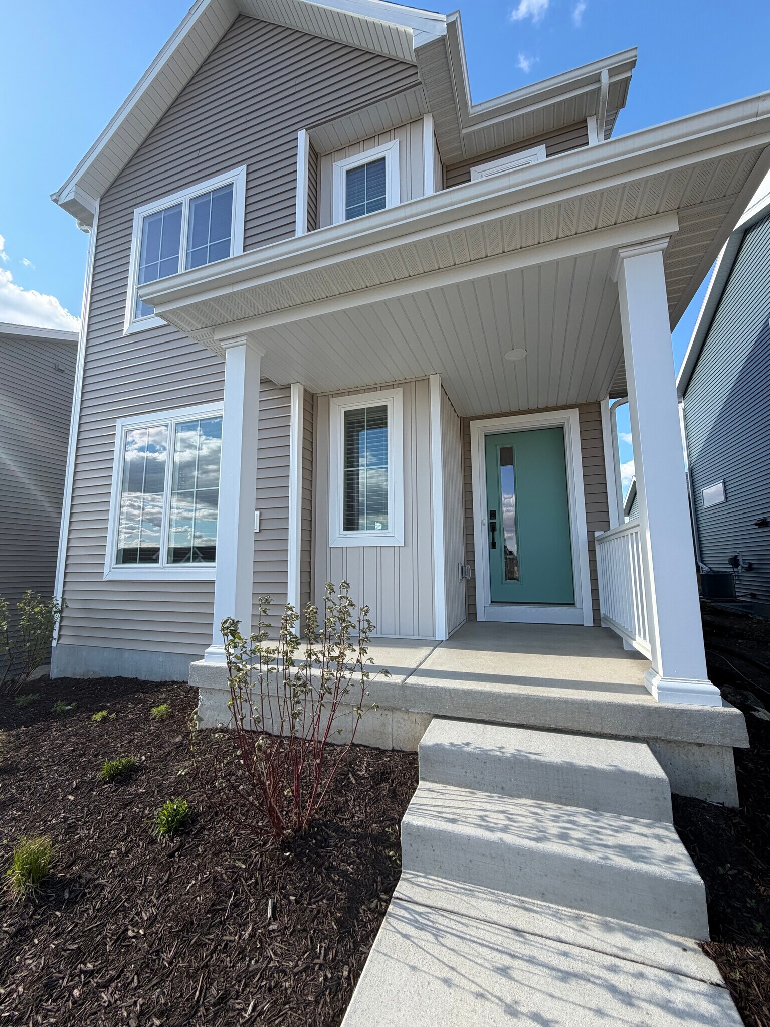 Building Photo - 9240 Gentle Feather Rd