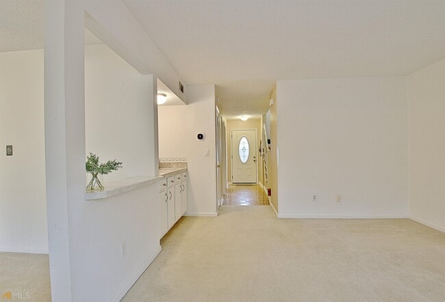 Building Photo - 72 Cobblestone Creek