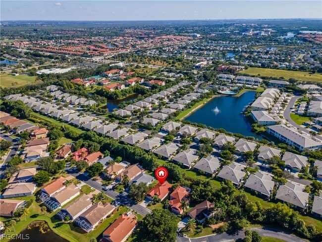 Building Photo - 9841 Las Casas Dr