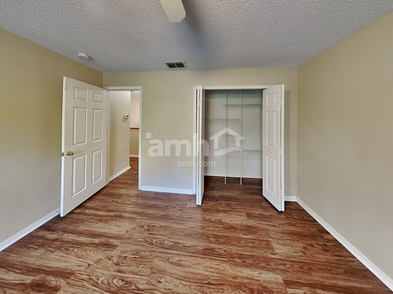 Building Photo - 12916 Parkington Dr