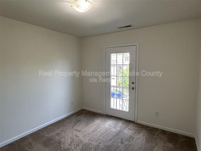 Building Photo - 119 Longchamp Ln