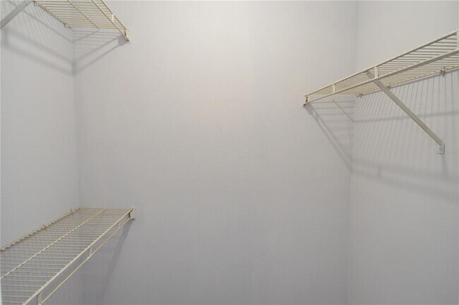 Building Photo - 8635 Mallard Reserve Dr