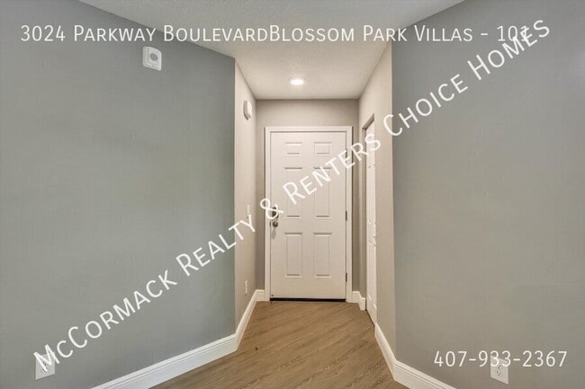 Building Photo - 3024 Parkway BoulevardBlossom Park Villas