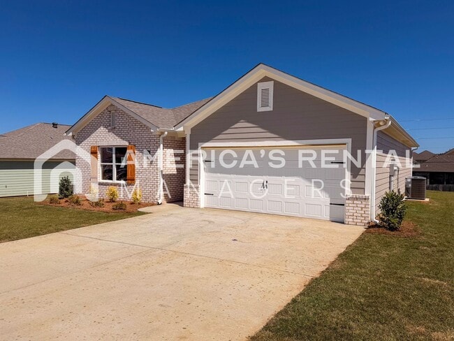 Building Photo - DEPOSIT PENDING!!! - Brand New Three Bedroom Hudson Plan for Rent in Tuscaloosa! Sign a 13-month ...