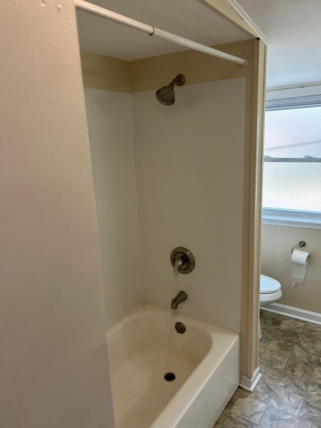 Building Photo - 12-14 Chapel