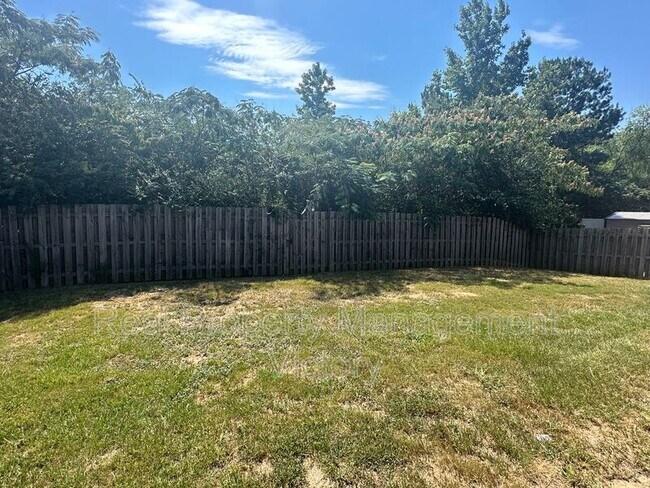 Building Photo - 1089 Garnet Dr