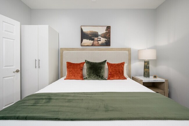 Building Photo - 5538 W Andrea Dr