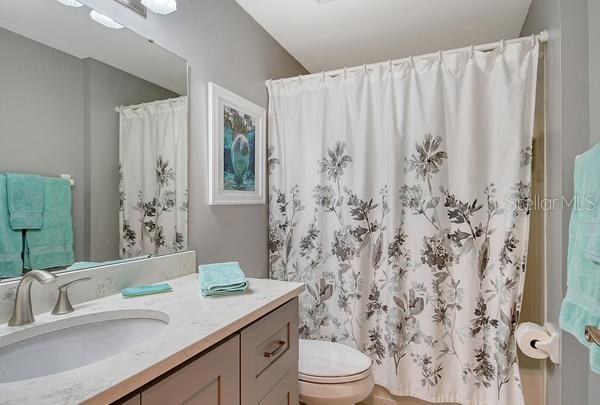 Building Photo - 9641 Castle Point Dr