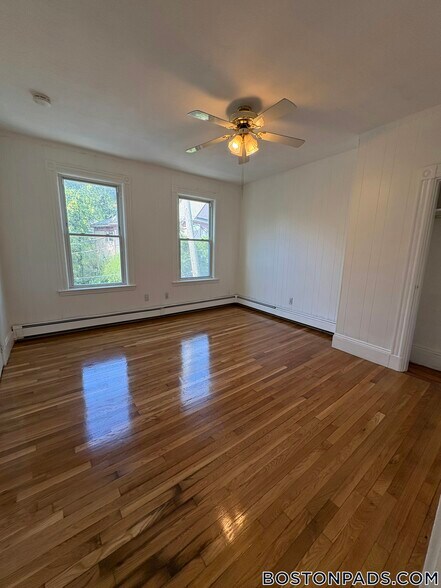 Building Photo - 200 Highland St