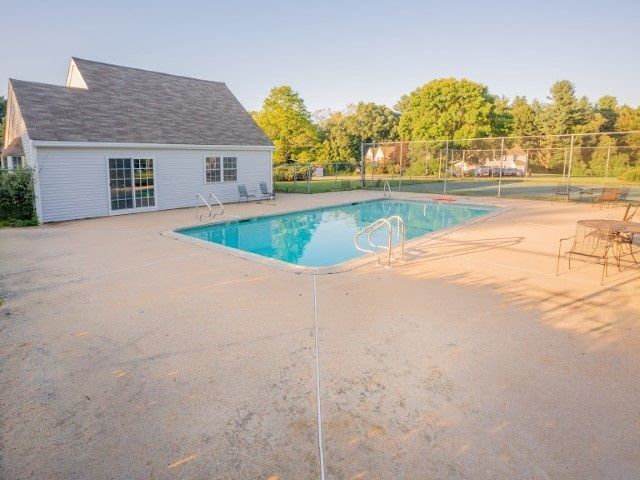 Building Photo - 50 Brookside Dr