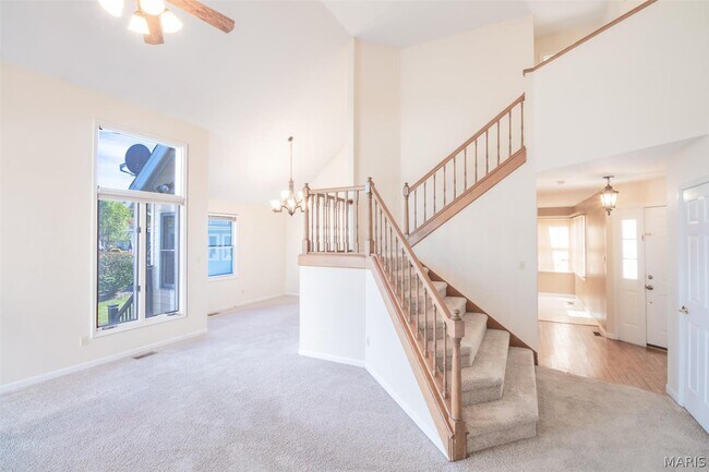 Building Photo - 3309 Lower Lakes Estates Dr
