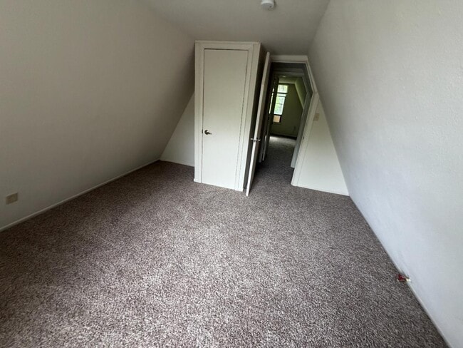 Building Photo - 8317 Redonda St