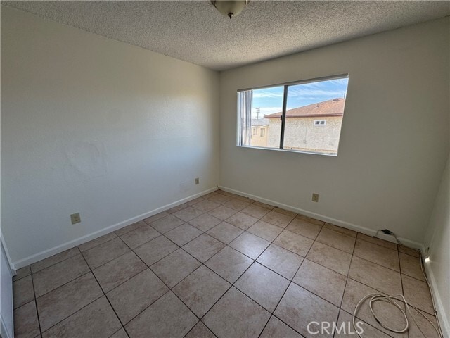 Building Photo - 635 W 15th St