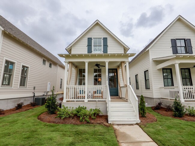 Building Photo - Great townhome in the Lamar in Oxford