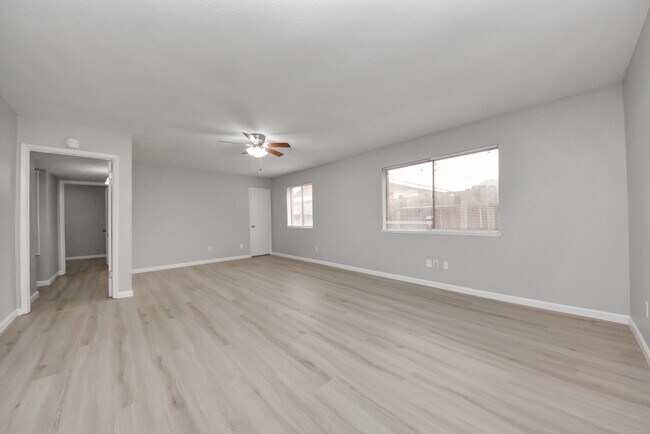 Building Photo - 3030 Ciderwood Dr