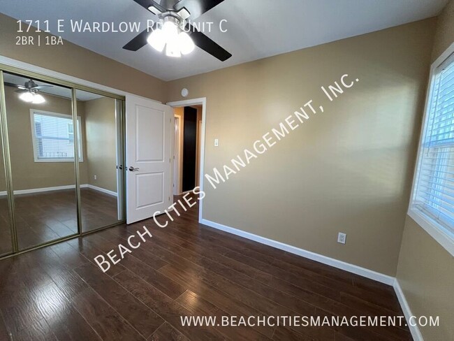 Building Photo - 1711 E Wardlow Rd