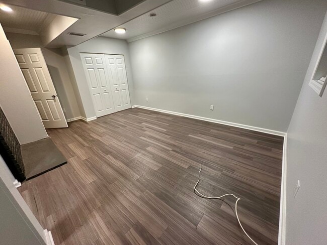 Building Photo - 10 Haviland St